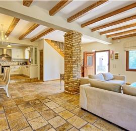 3 bedroom villa with pool, near Acharavi, sleeps 8